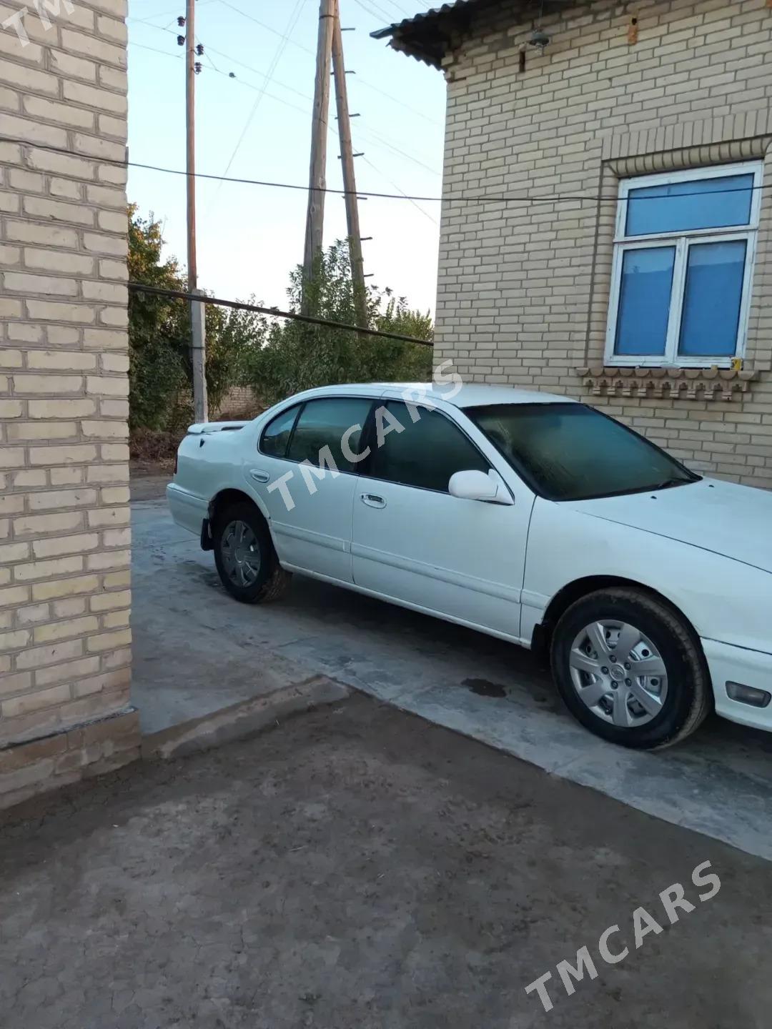 Nissan Cefiro 1997 - 30 000 TMT - Ходжамбаз - img 2