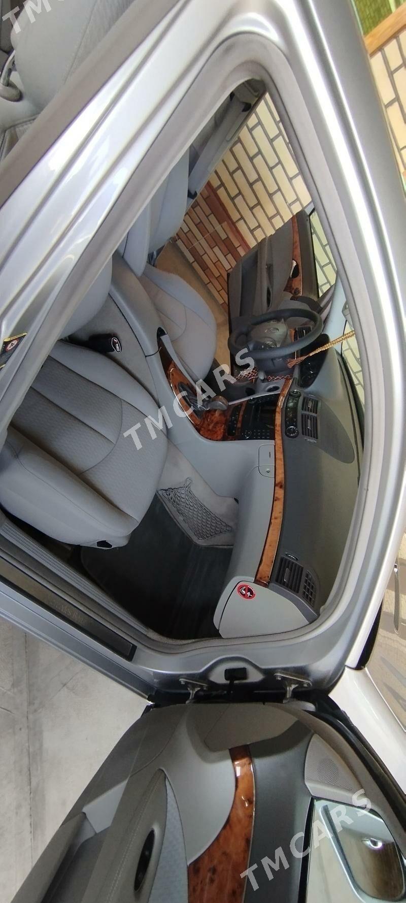 Mercedes-Benz 300E 2005 - 130 000 TMT - Мары - img 3