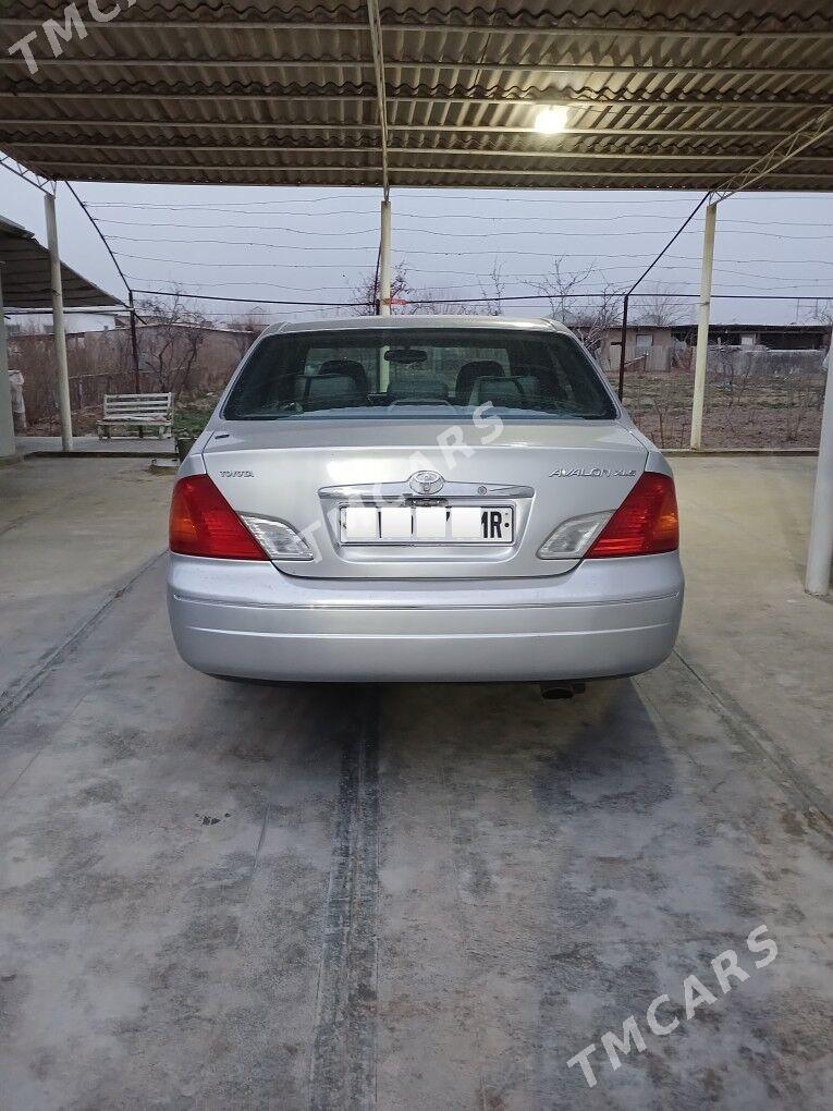 Toyota Avalon 2001 - 173 000 TMT - Мары - img 4