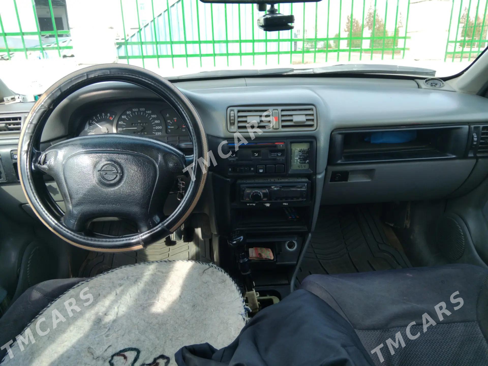 Opel Vectra 1993 - 32 000 TMT - Gubadag - img 5