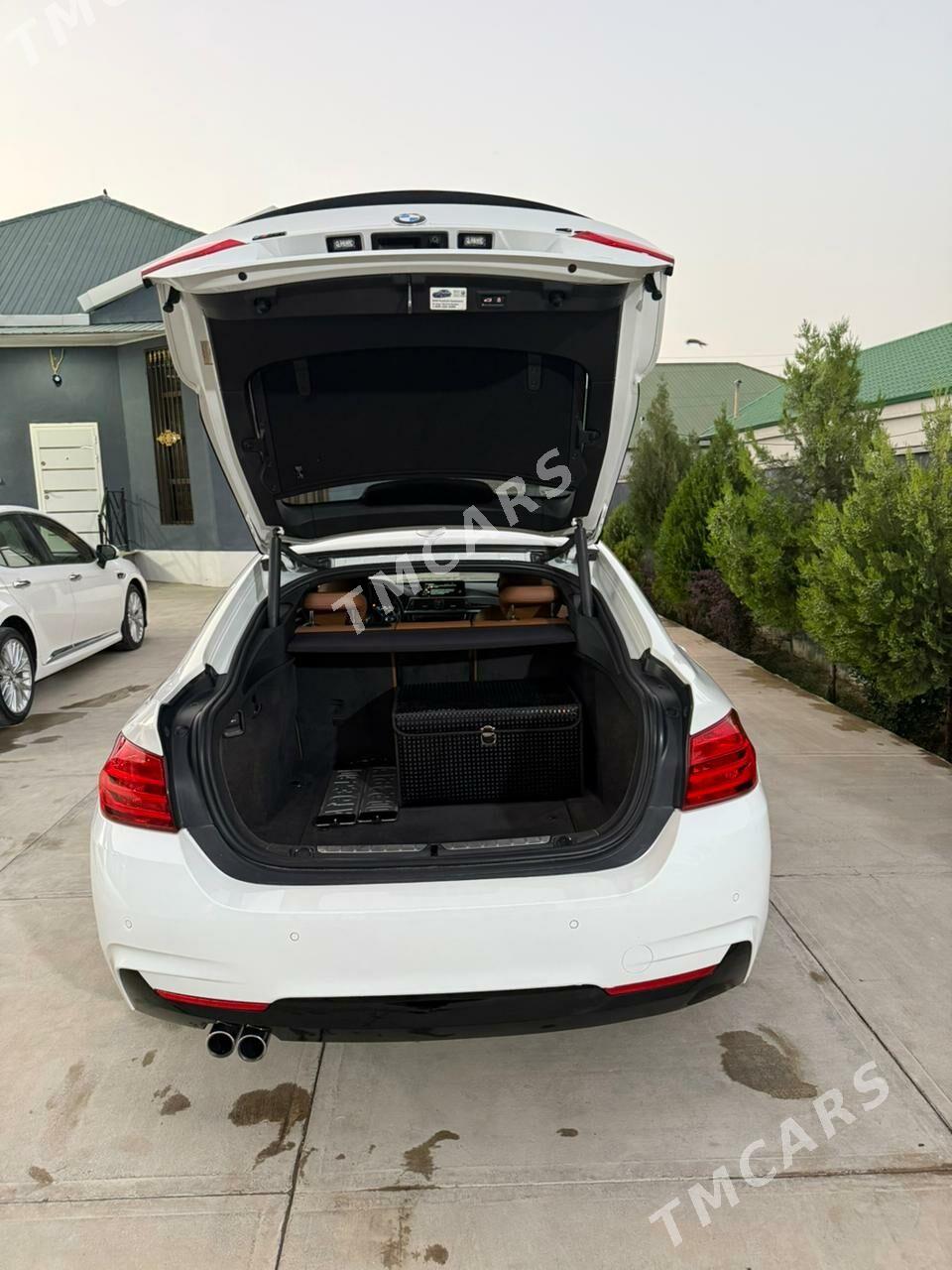 BMW M4 2016 - 420 000 TMT - Бузмеин - img 8