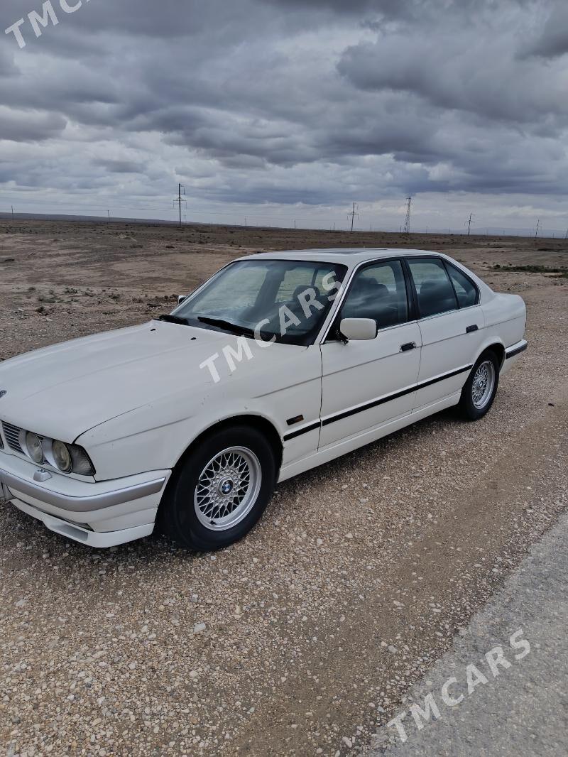BMW 525 1992 - 36 000 TMT - Türkmenbaşy - img 4