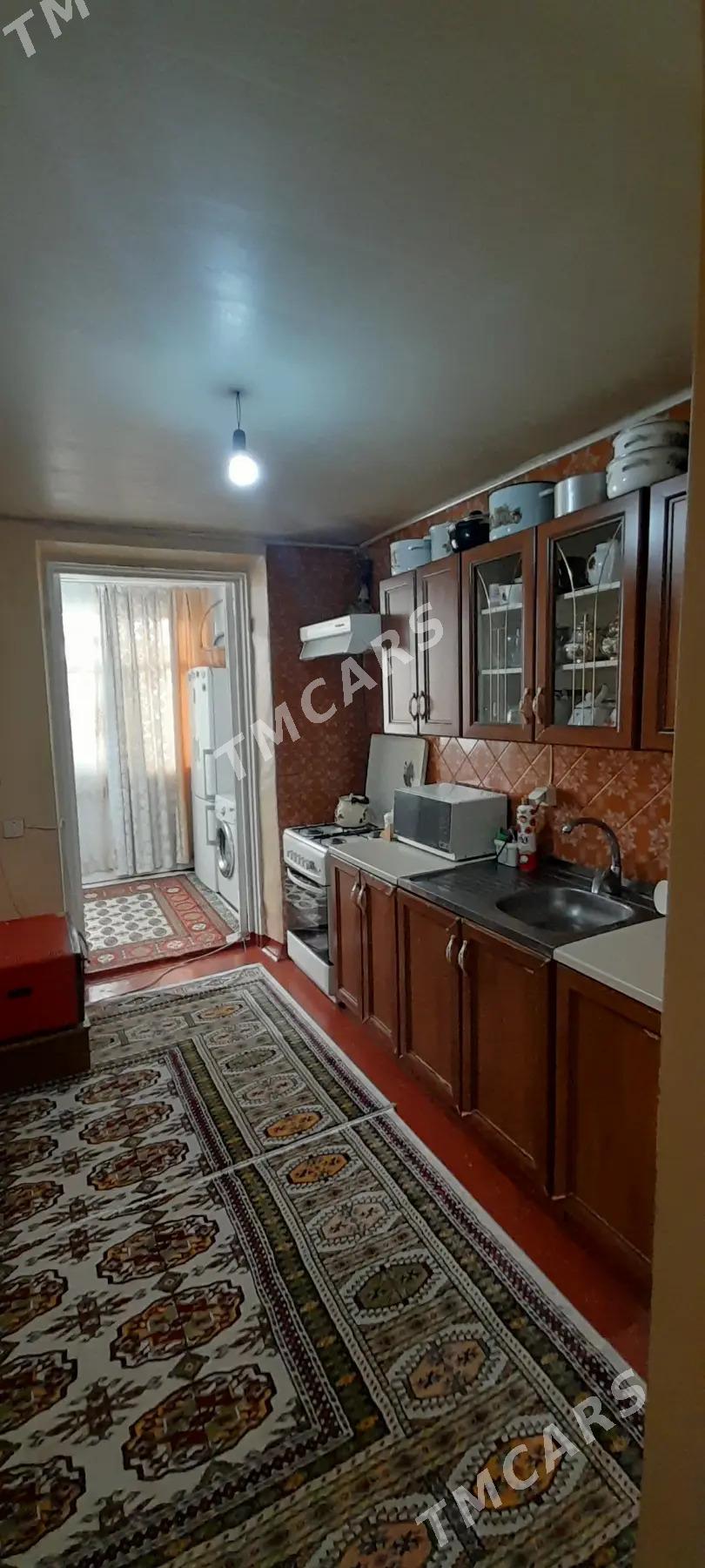 Черёмушки 13 школа - Türkmenbaşy - img 3