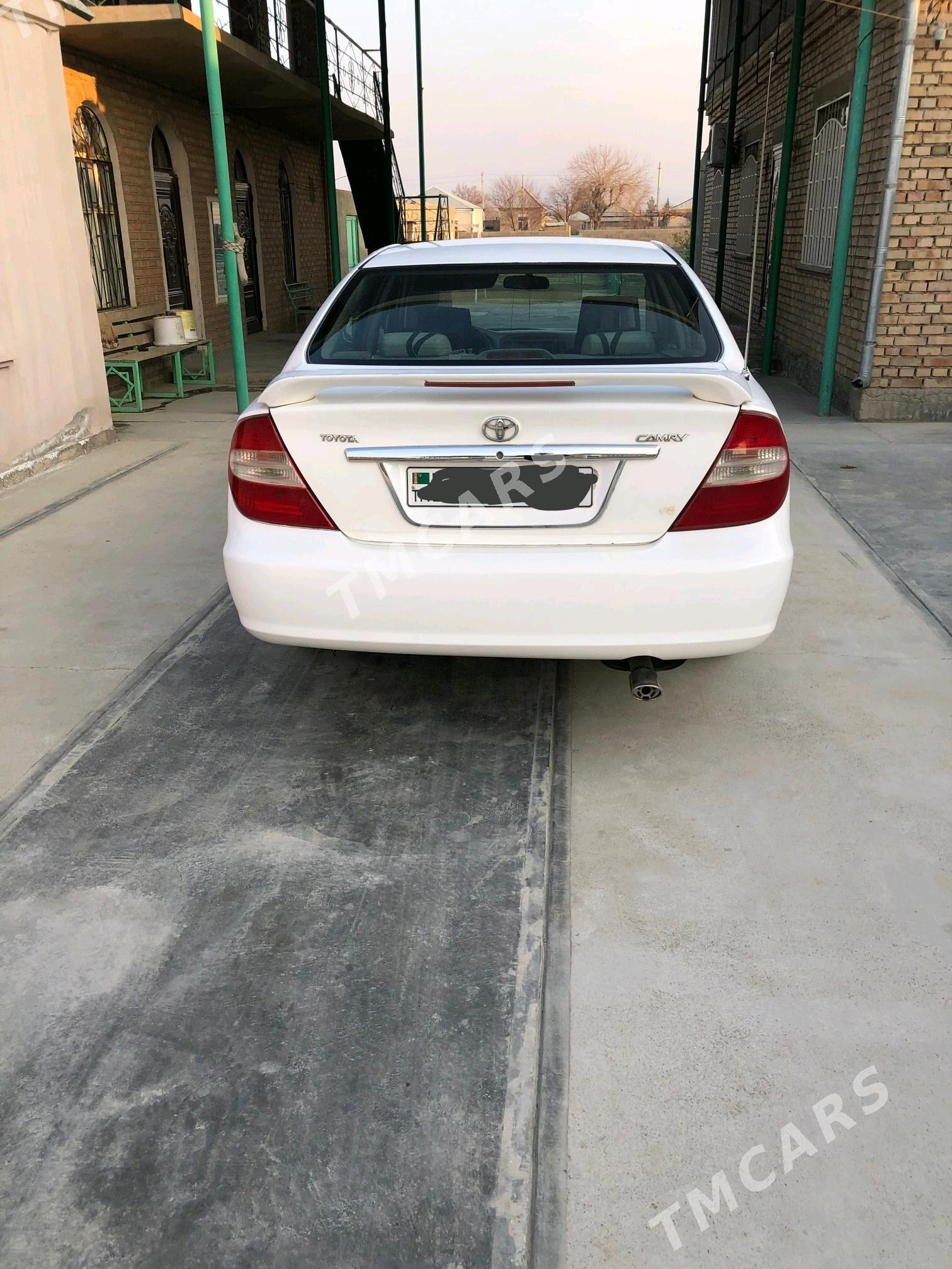 Toyota Camry 2002 - 140 000 TMT - Bäherden - img 4