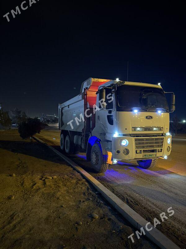 Ford Cargo 3535D 2015 - 800 000 TMT - Aşgabat - img 4