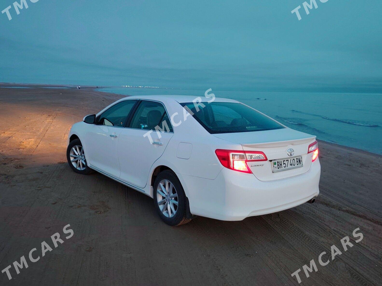 Toyota Camry 2014 - 220 000 TMT - Балканабат - img 2