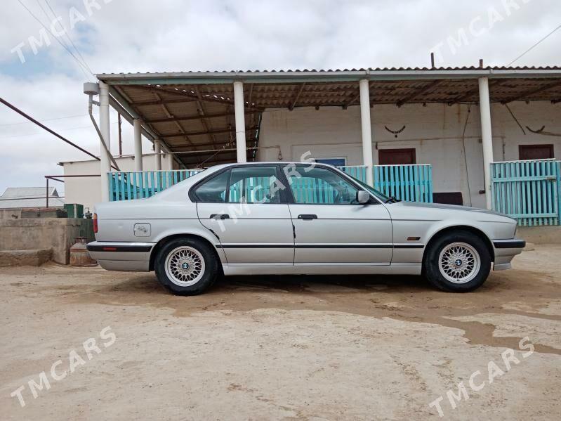 BMW 525 1996 - 90 000 TMT - Esenguly - img 3