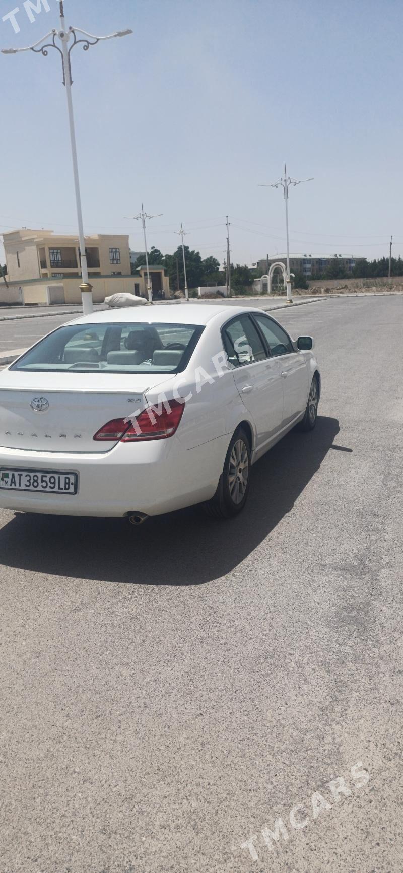 Toyota Avalon 2005 - 165 000 TMT - Dänew - img 3