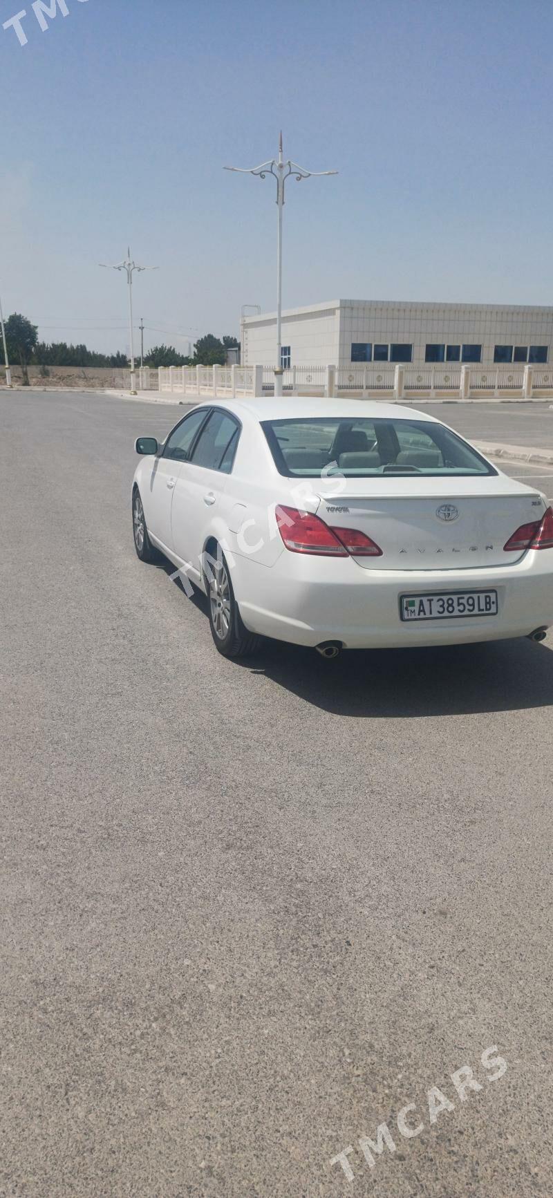 Toyota Avalon 2005 - 165 000 TMT - Dänew - img 5
