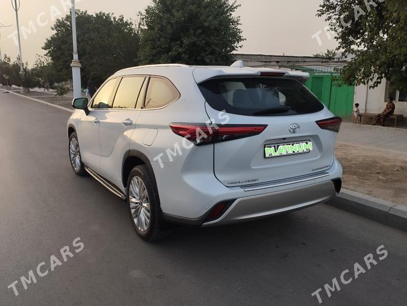 Toyota Highlander 2022 - 620 000 TMT - Aşgabat - img 7