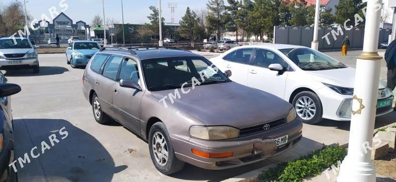 Toyota Camry 1994 - 65 000 TMT - Ýolöten - img 4