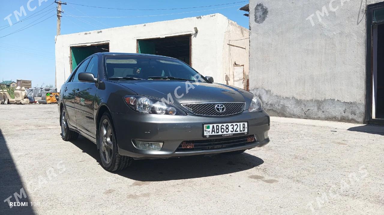 Toyota Camry 2005 - 170 000 TMT - Dänew - img 5