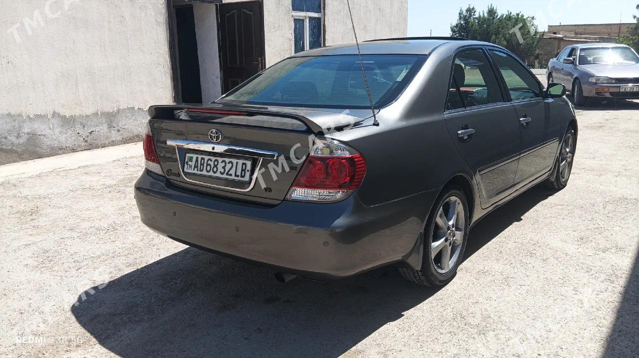 Toyota Camry 2005 - 170 000 TMT - Dänew - img 2