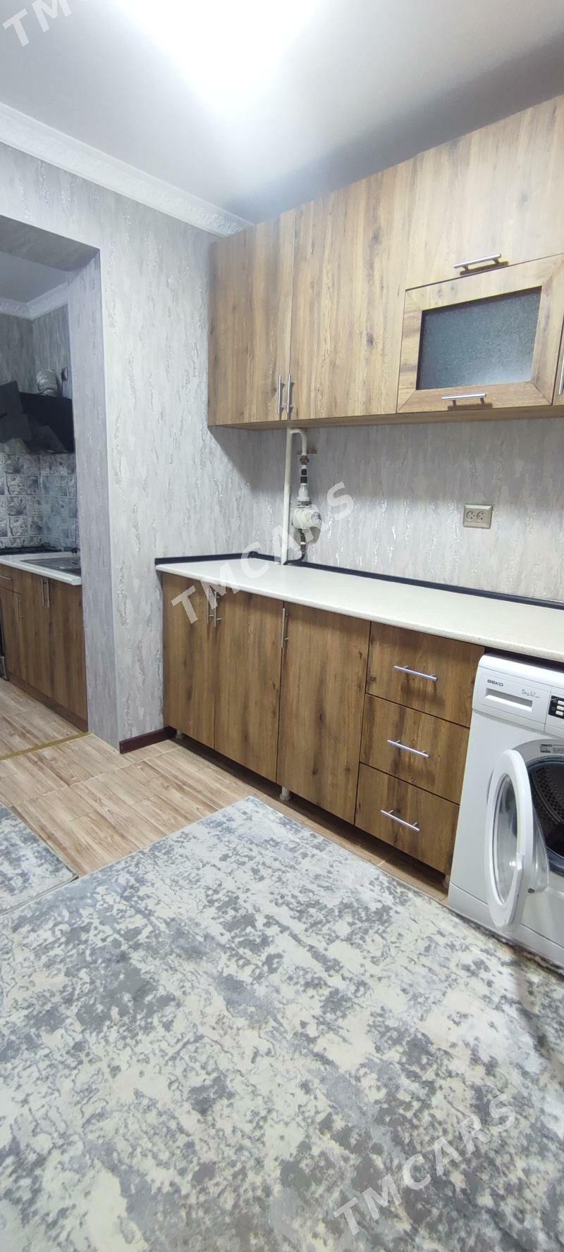 11 мкр 3 комнатная 4/3 этаж - Aşgabat - img 3