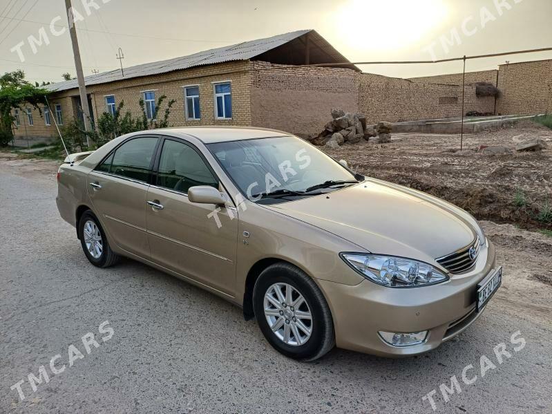 Toyota Camry 2005 - 192 000 TMT - Саят - img 5