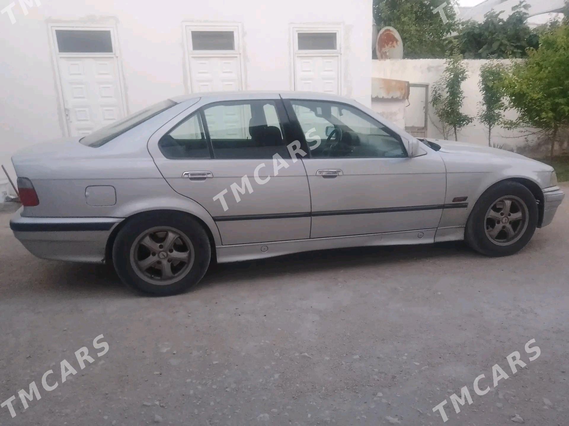 BMW 325 1992 - 38 000 TMT - Балканабат - img 2