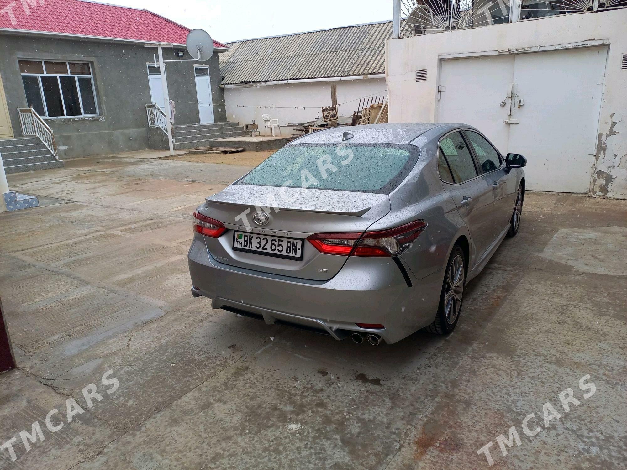 Toyota Camry 2021 - 310 000 TMT - Балканабат - img 2