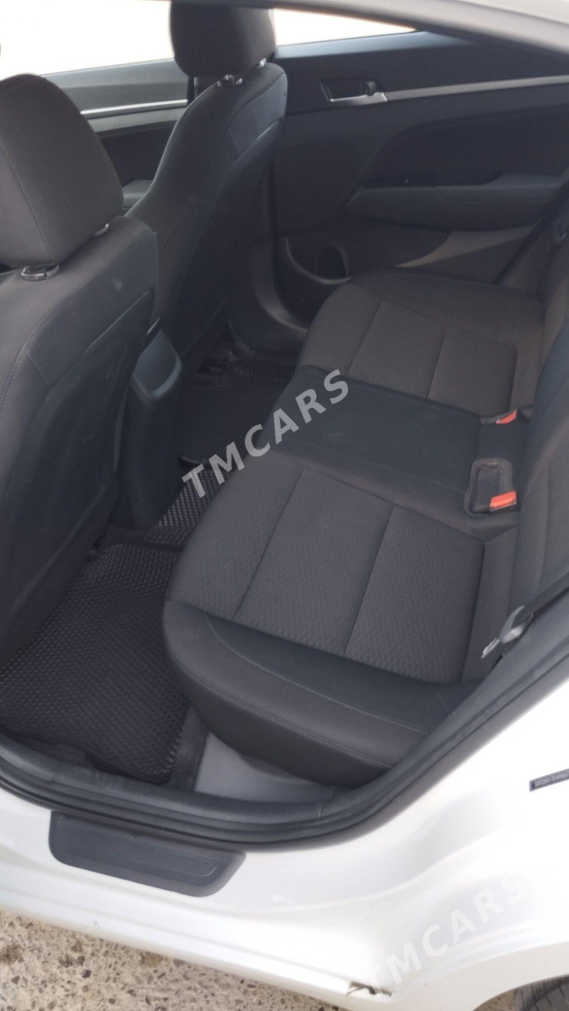 Hyundai Elantra 2019 - 194 000 TMT - Aşgabat - img 4
