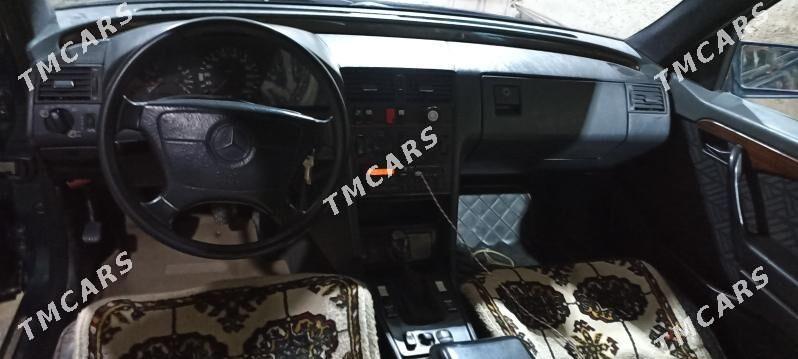 Mercedes-Benz C-Class 1995 - 36 000 TMT - Кёнеургенч - img 4