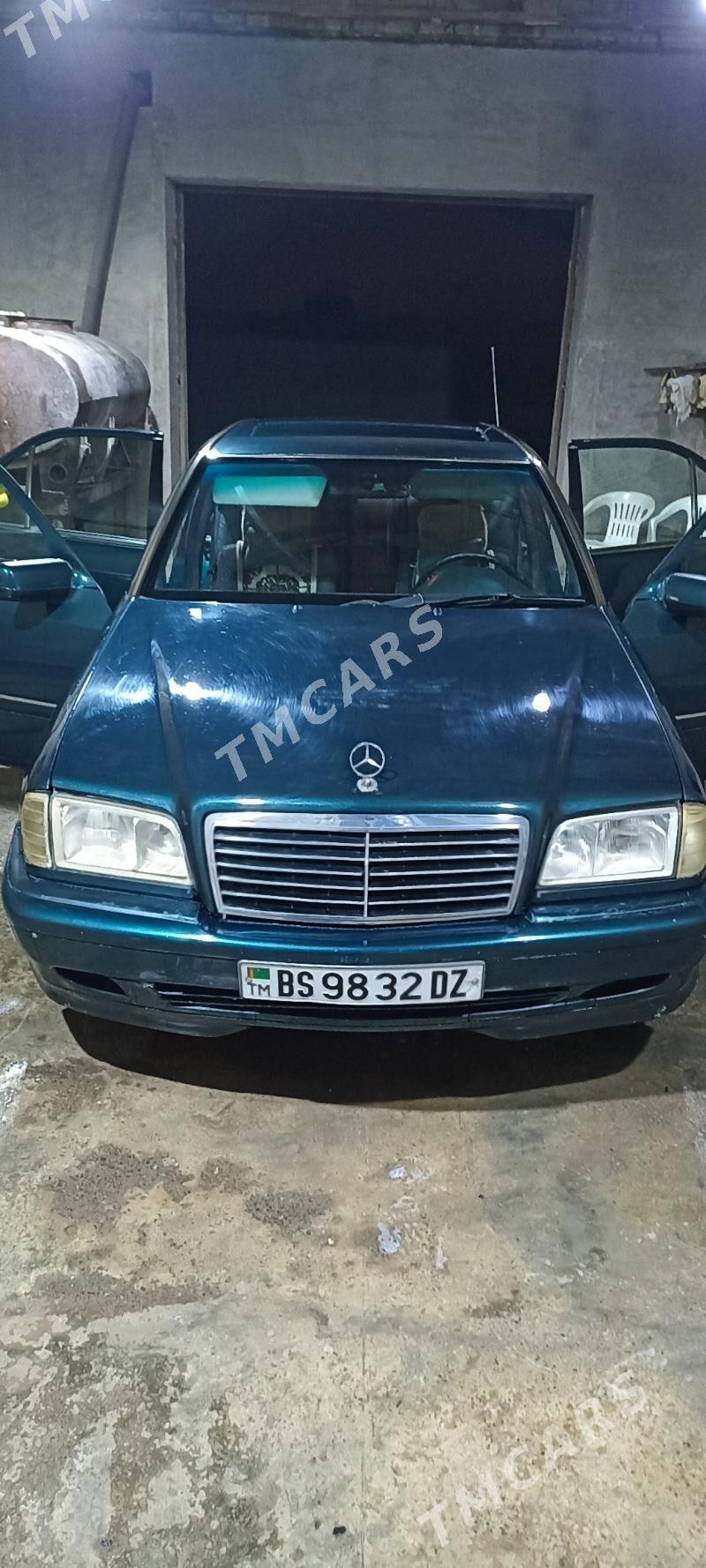Mercedes-Benz C-Class 1995 - 36 000 TMT - Кёнеургенч - img 2