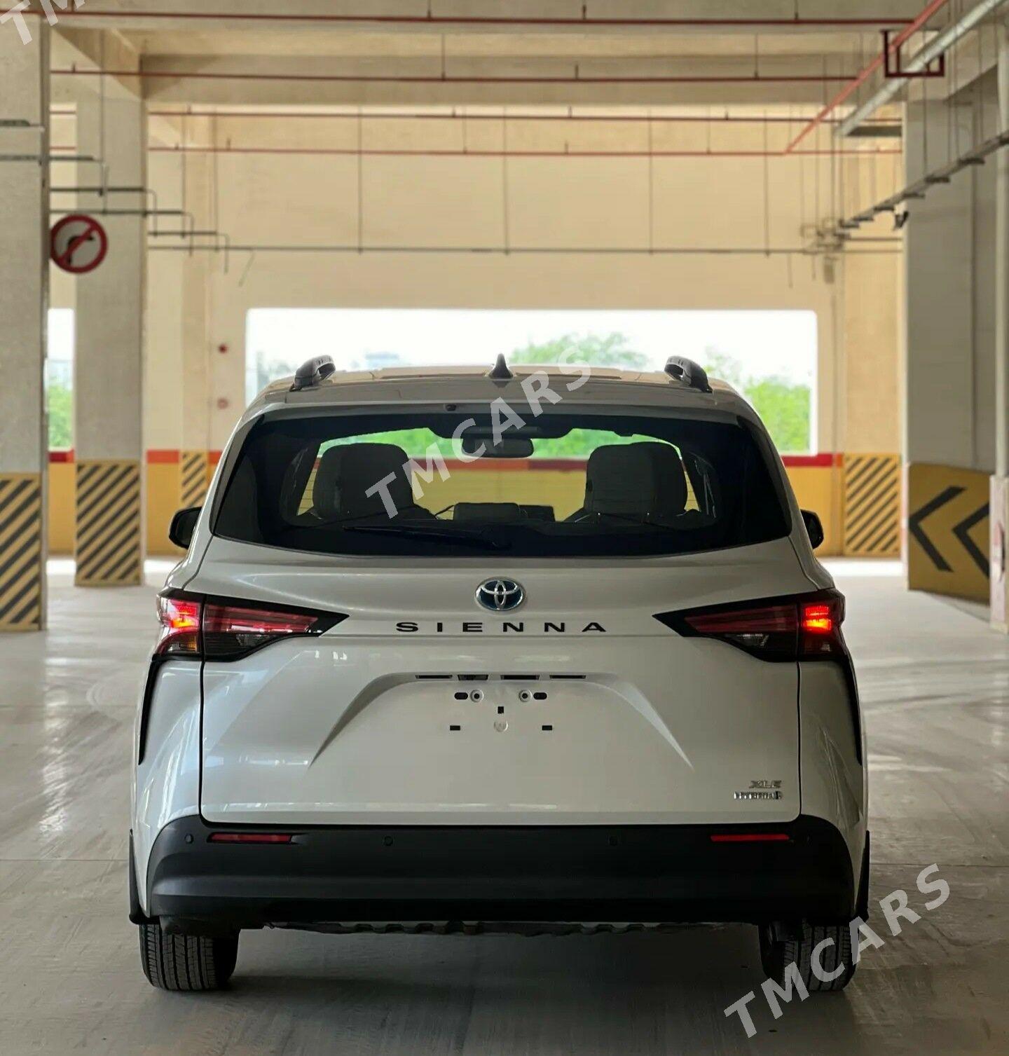 Toyota Sienna 2022 - 646 000 TMT - Aşgabat - img 10