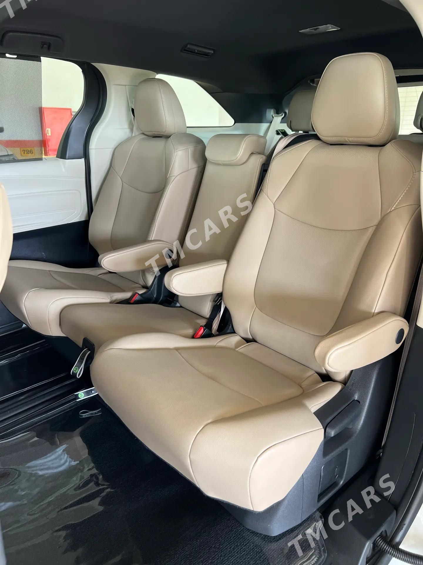 Toyota Sienna 2022 - 646 000 TMT - Aşgabat - img 7