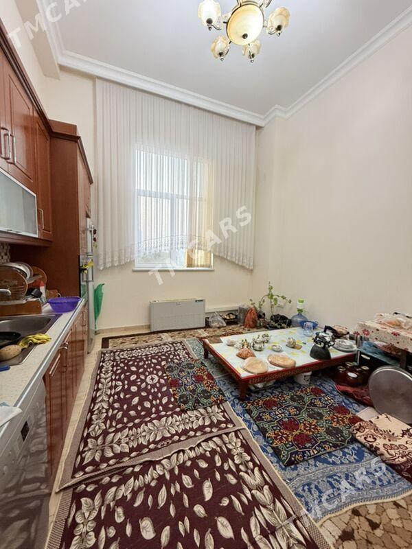 Moskowskiy 4komnat 2-ji etaj - Moskowskiý köç. (10 ýyl abadançylyk şaýoly) - img 10