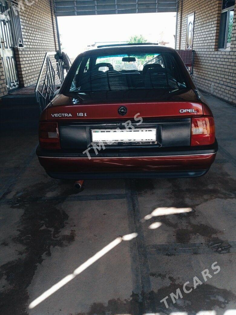 Opel Vectra 1992 - 46 000 TMT - Мары - img 4