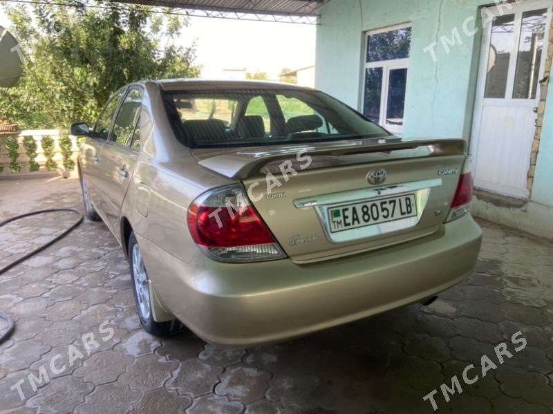 Toyota Camry 2004 - 145 000 TMT - Halaç - img 4