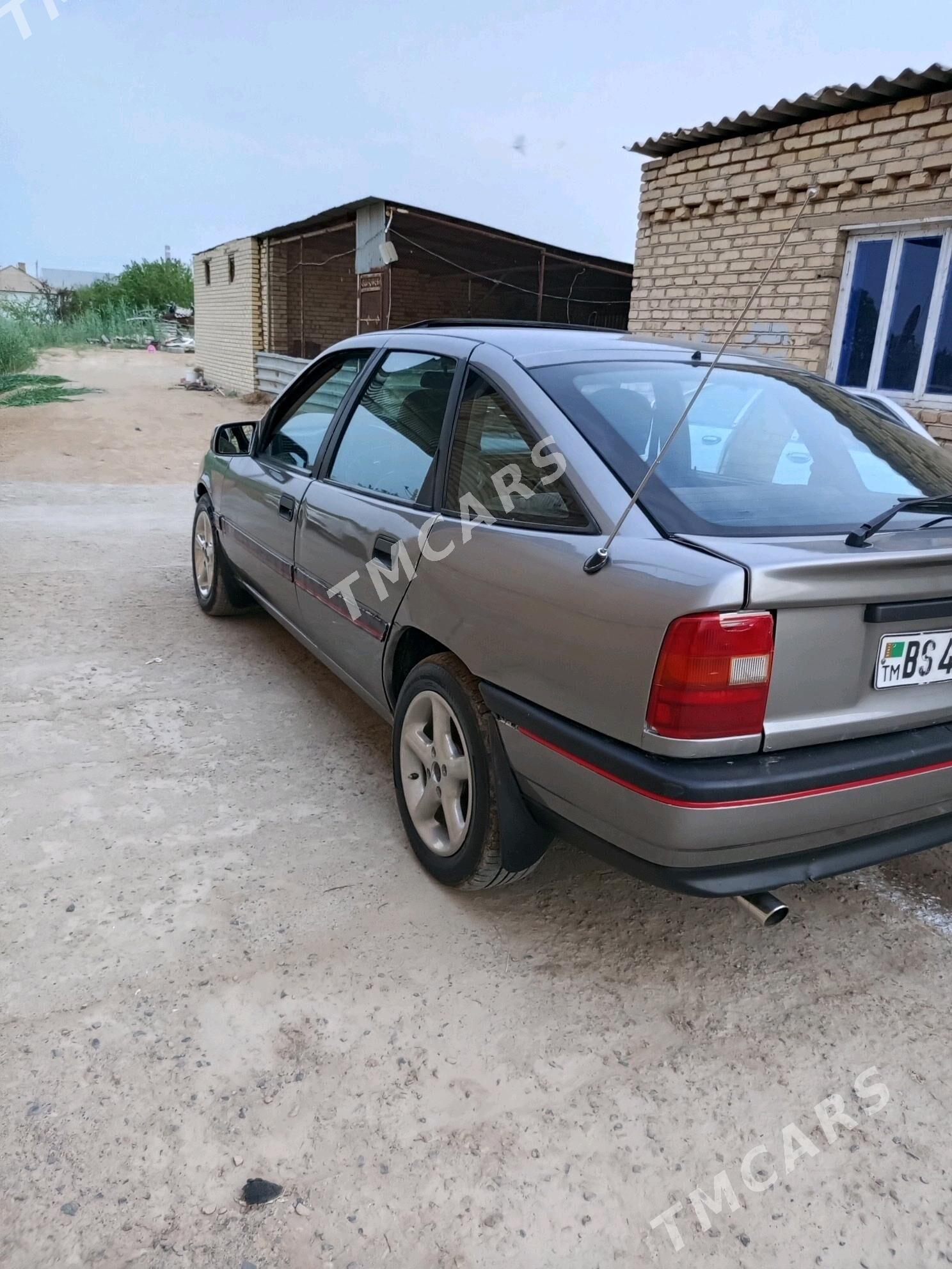 Opel Vectra 1991 - 28 000 TMT - Mary - img 7