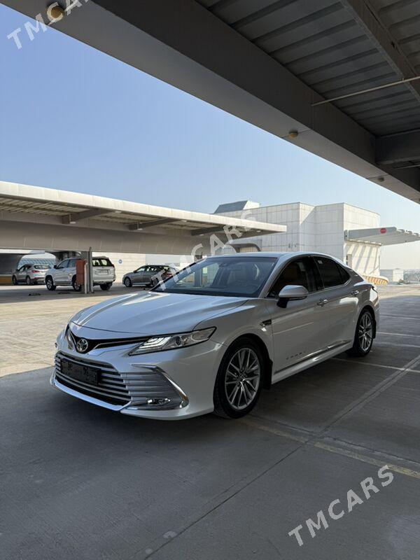 Toyota Camry 2023 - 660 000 TMT - Aşgabat - img 9