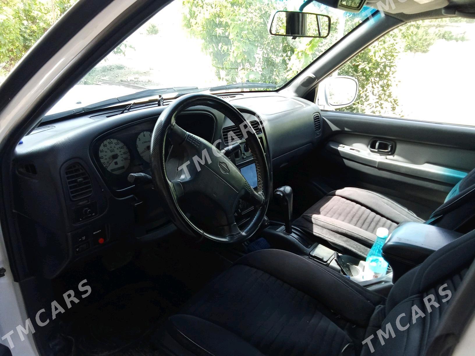 Nissan Pathfinder 1999 - 80 000 TMT - Саят - img 2
