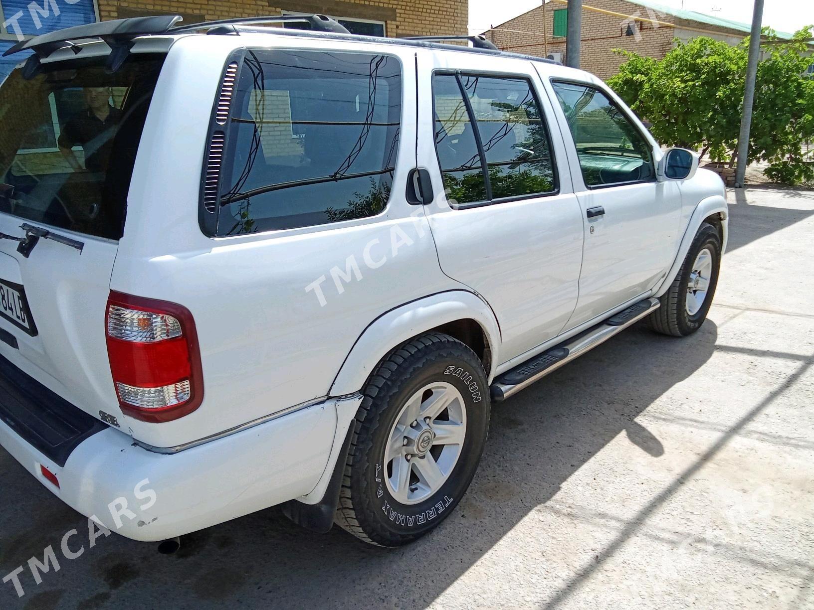 Nissan Pathfinder 1999 - 80 000 TMT - Саят - img 4