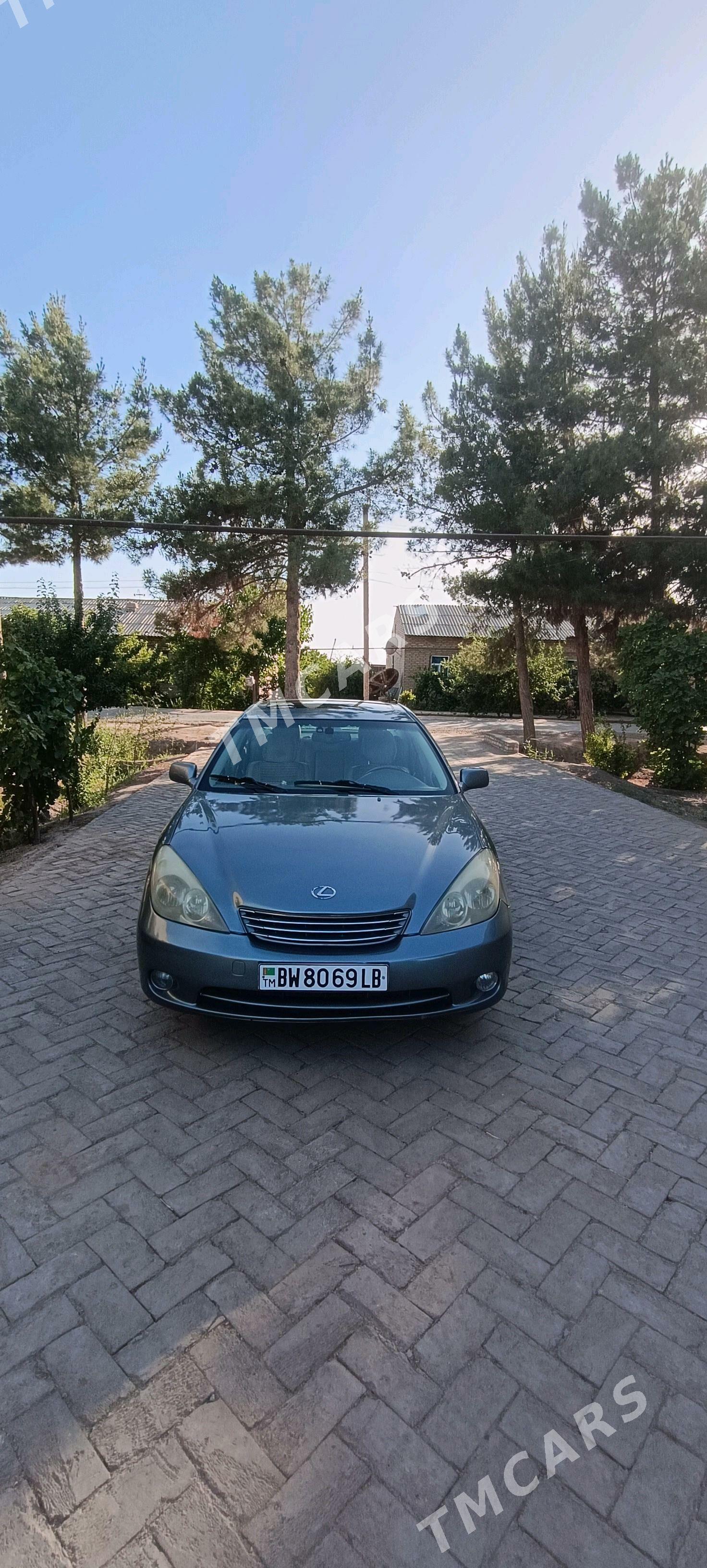 Lexus ES 300 2002 - 164 000 TMT - Garabekewül - img 2