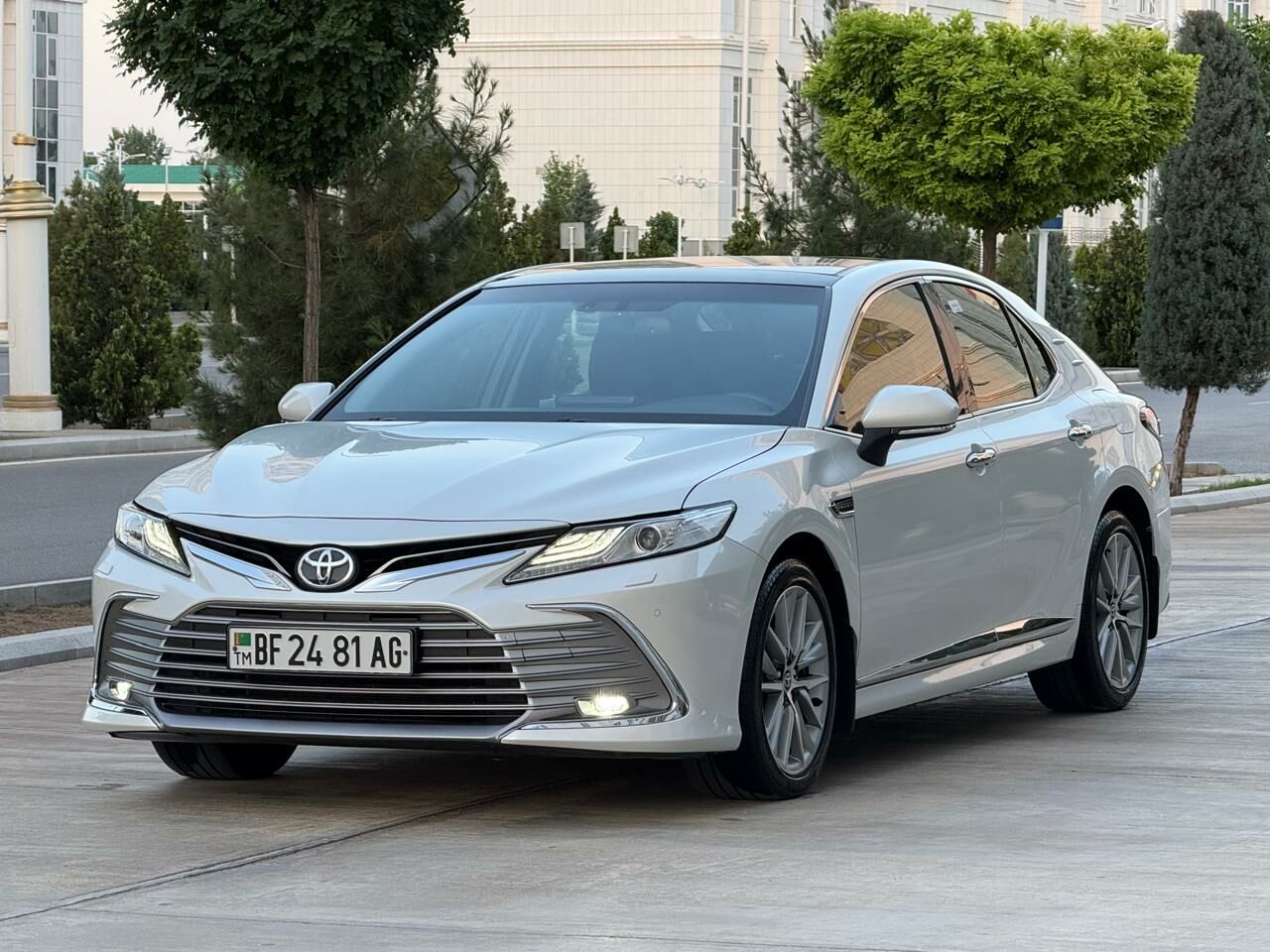 Toyota Camry 2023 - 677 000 TMT - Ашхабад - img 3
