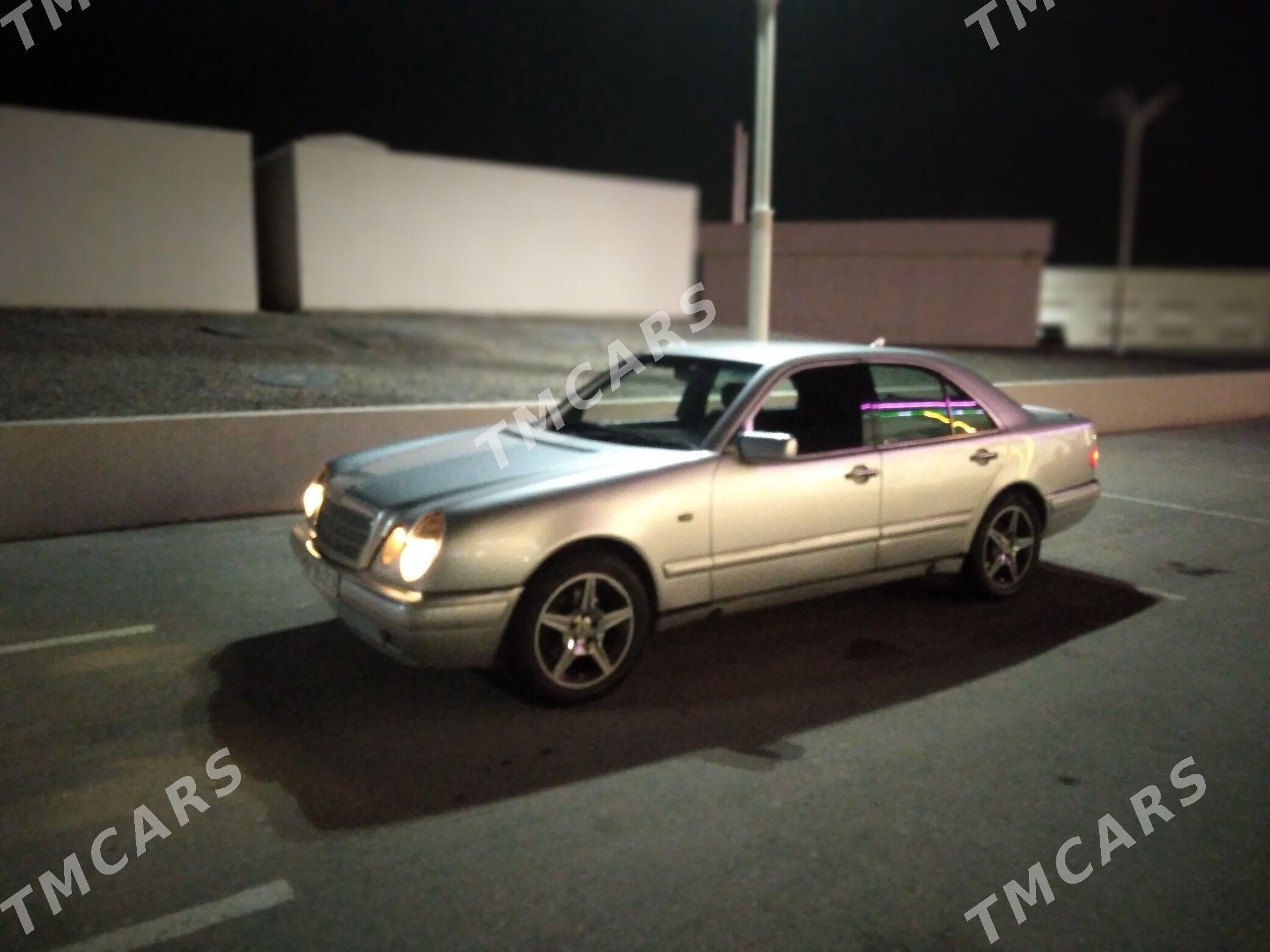 Mercedes-Benz E320 1997 - 80 000 TMT - Türkmenabat - img 3
