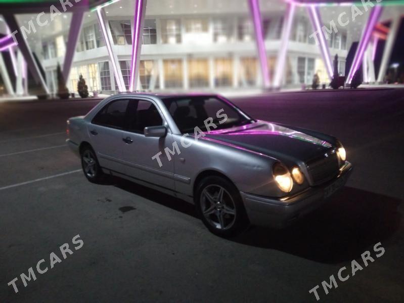 Mercedes-Benz E320 1997 - 80 000 TMT - Türkmenabat - img 4