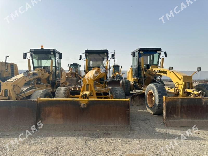 LiuGong CLG 4180D 2011 - 350 000 TMT - Aşgabat - img 3