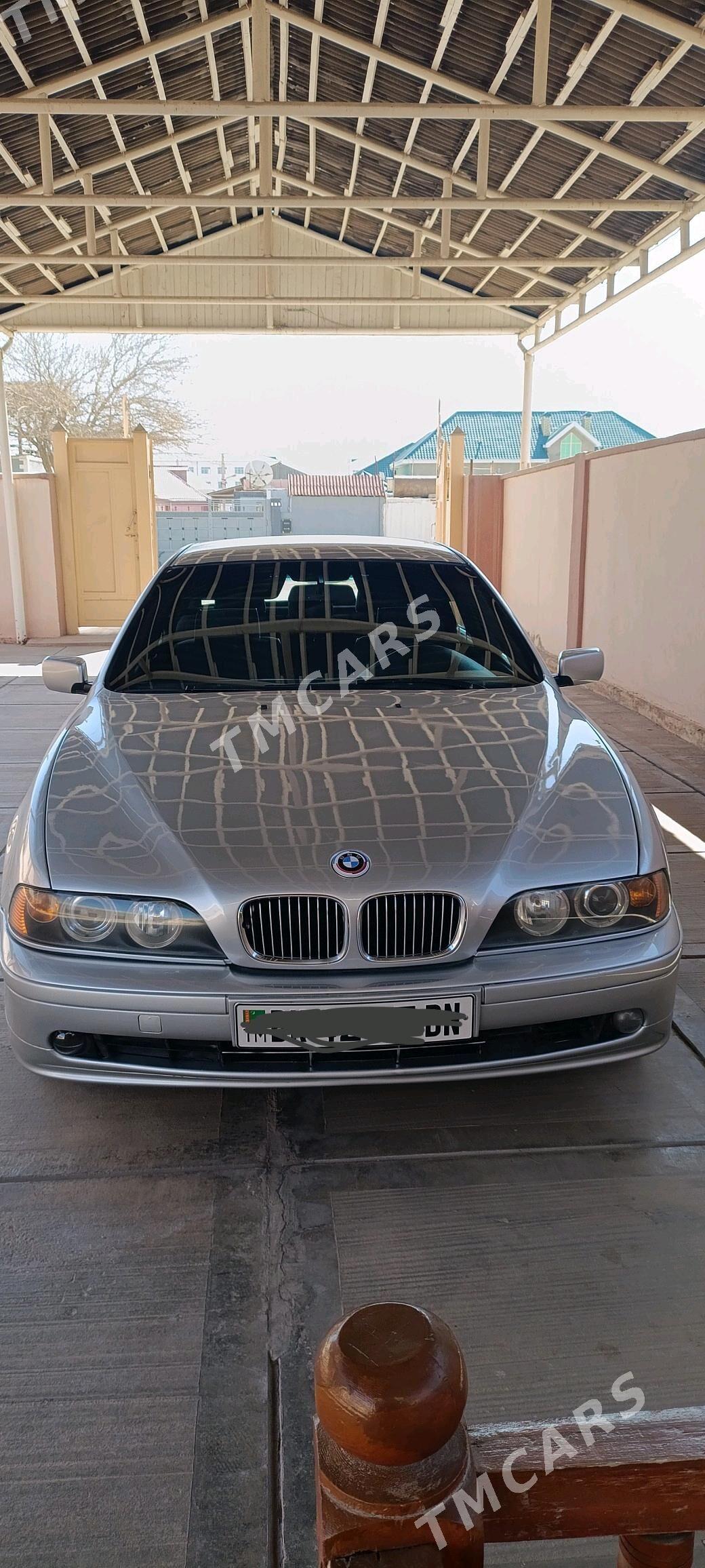 BMW E39 2000 - 120 000 TMT - Балканабат - img 4