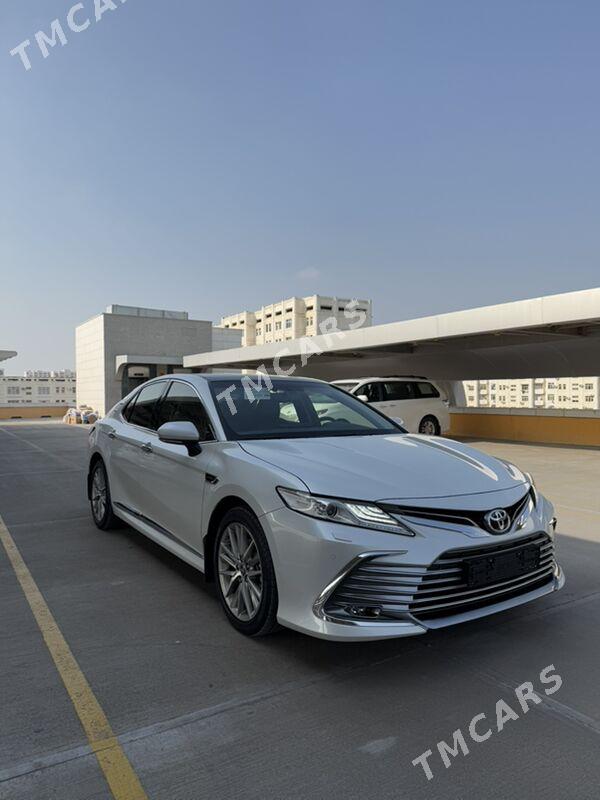 Toyota Camry 2023 - 690 000 TMT - Ашхабад - img 3