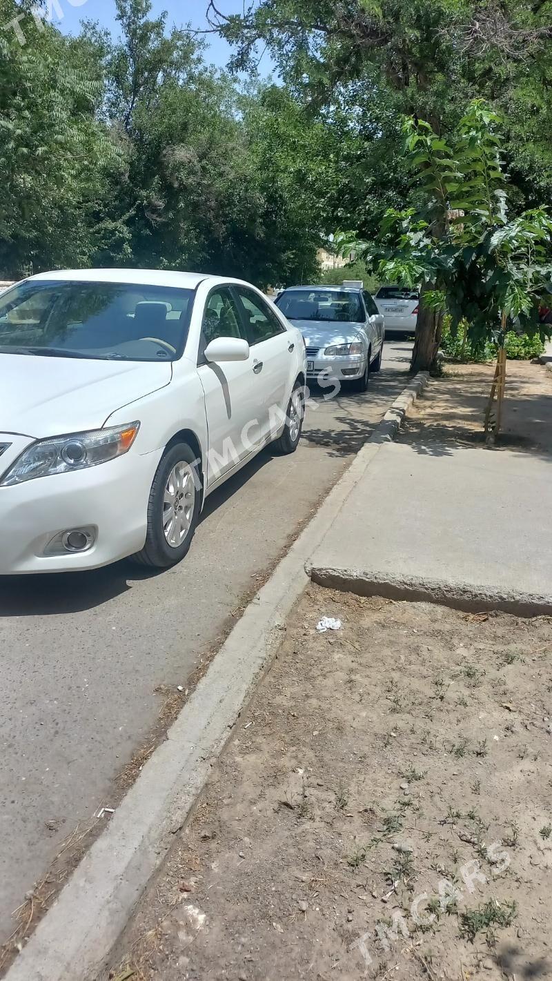 Toyota Camry 2009 - 143 000 TMT - 2 mkr - img 2