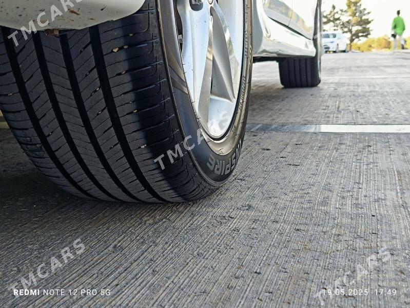 Toyota Camry 2010 - 230 000 TMT - Мары - img 8
