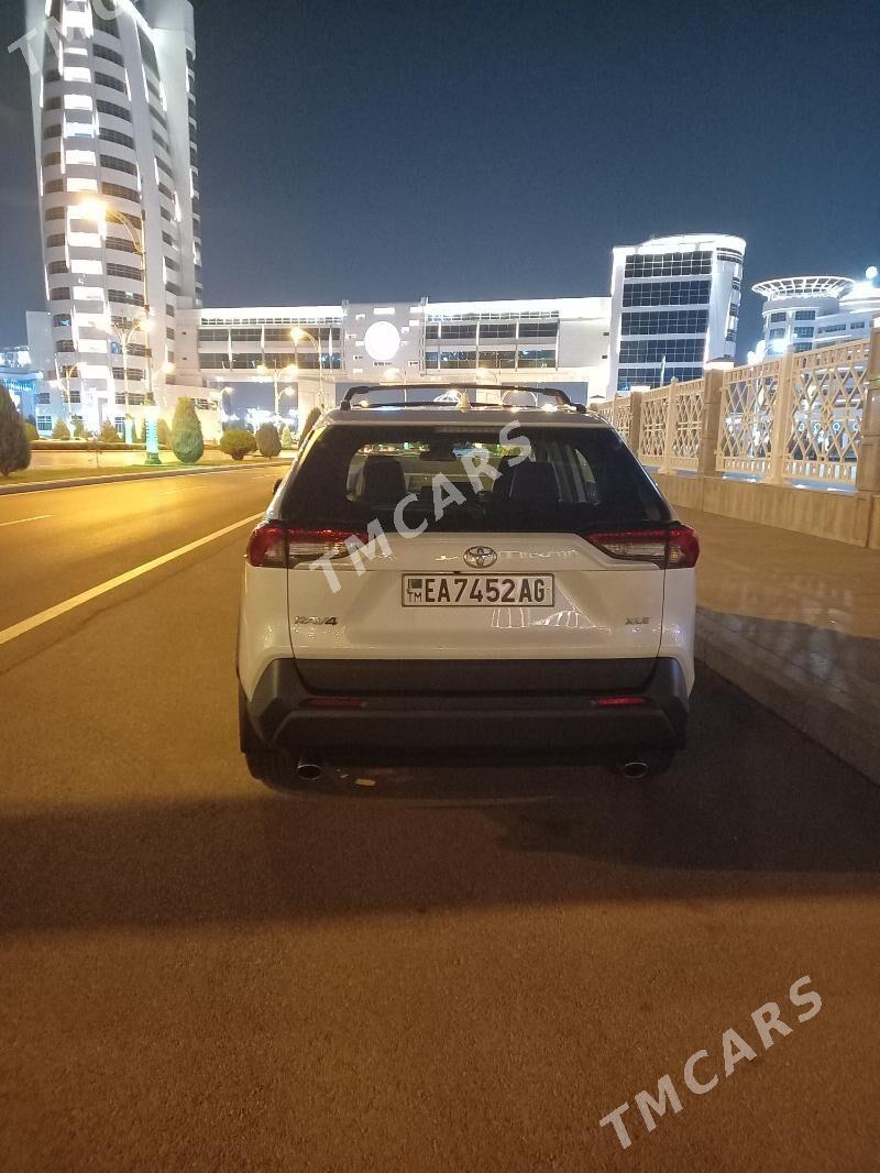 Toyota RAV4 2022 - 450 000 TMT - Ашхабад - img 3