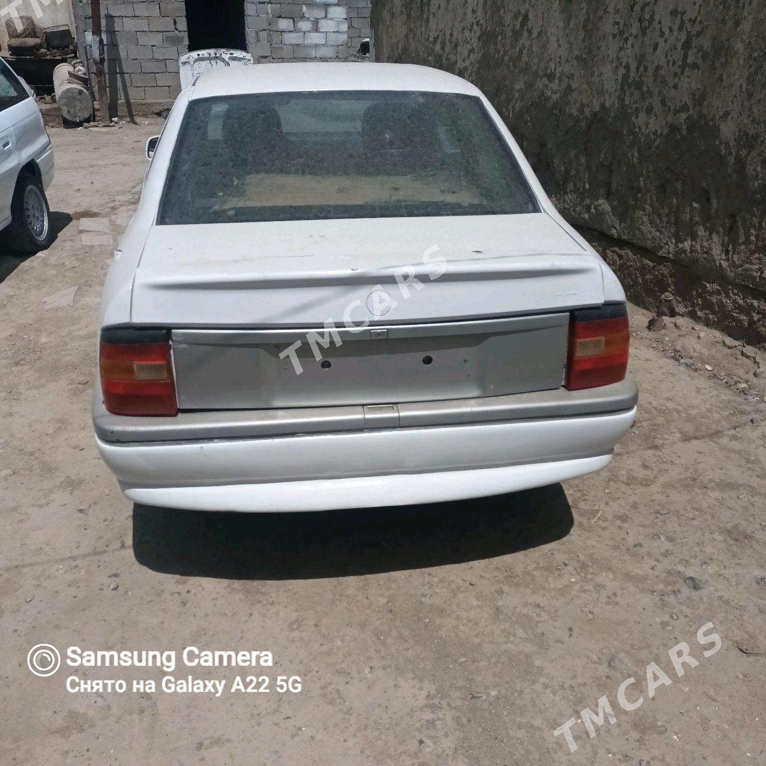 Opel Vectra 1994 - 25 000 TMT - Bäherden - img 5