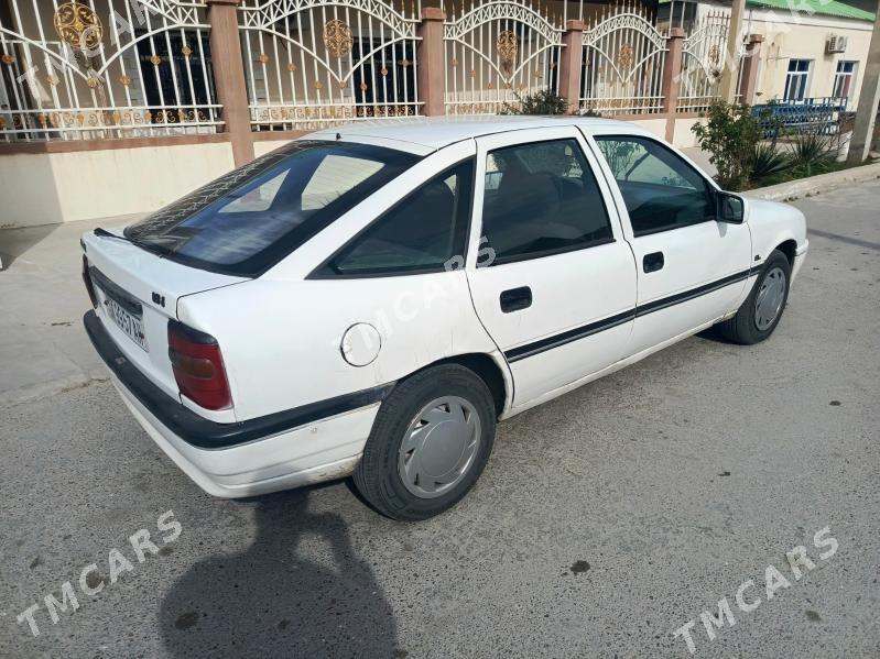 Opel Vectra 1992 - 28 000 TMT - Ашхабад - img 2