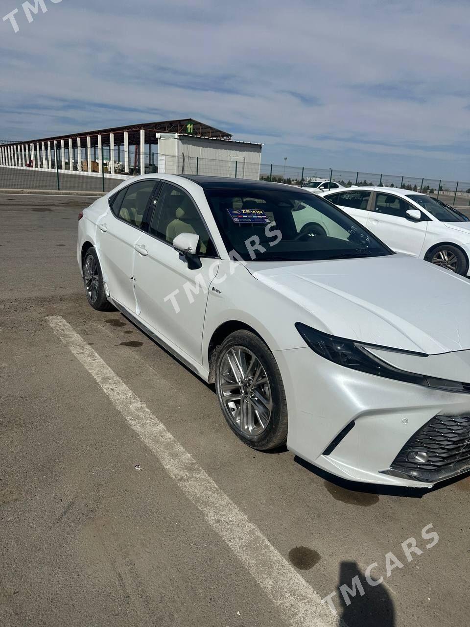 Toyota Camry 2024 - 790 000 TMT - Aşgabat - img 5