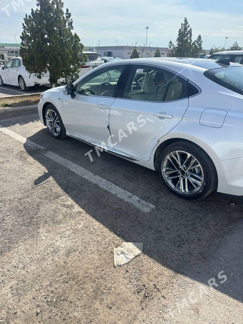 Toyota Camry 2024 - 790 000 TMT - Aşgabat - img 2