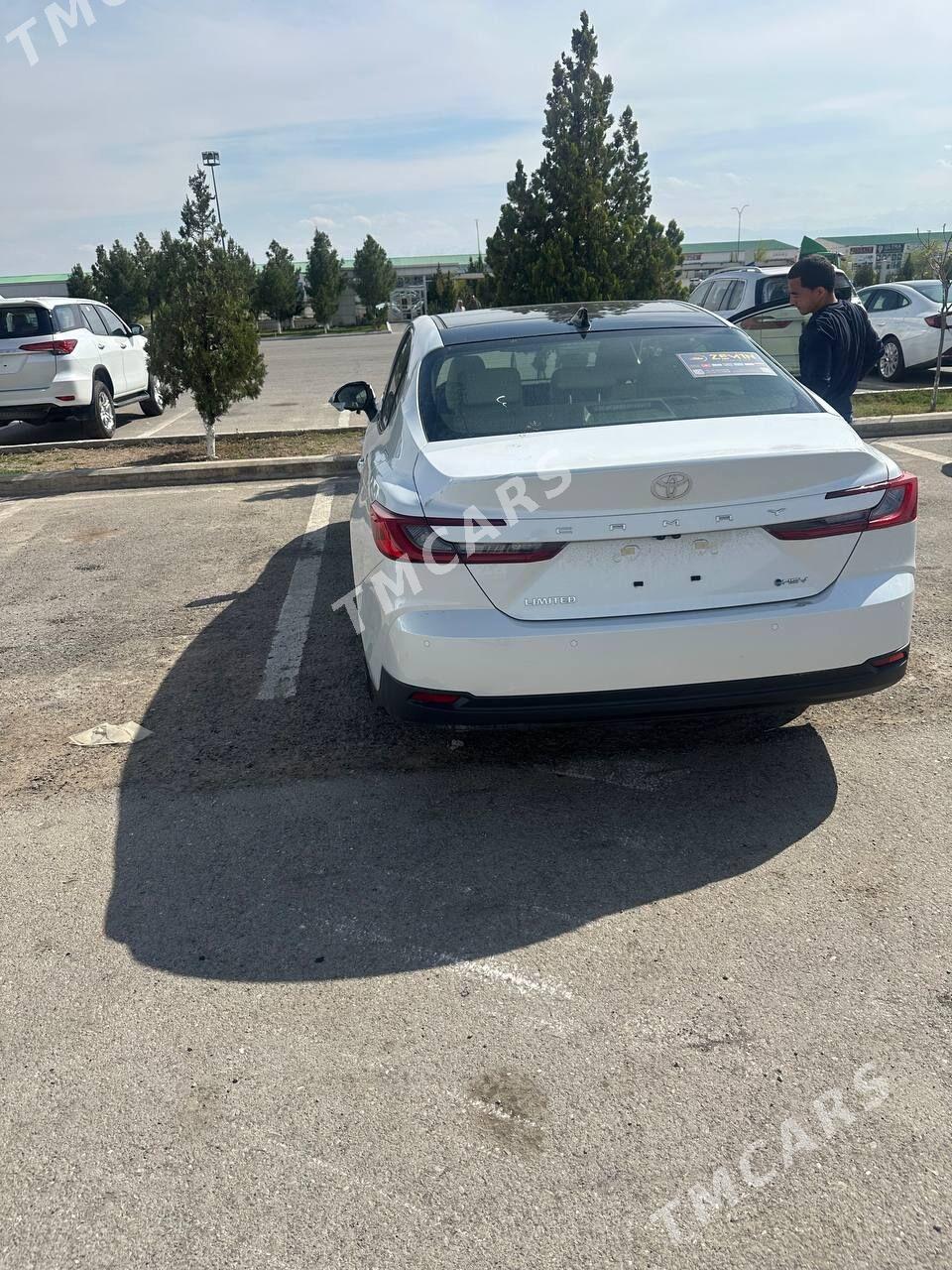 Toyota Camry 2024 - 790 000 TMT - Aşgabat - img 6