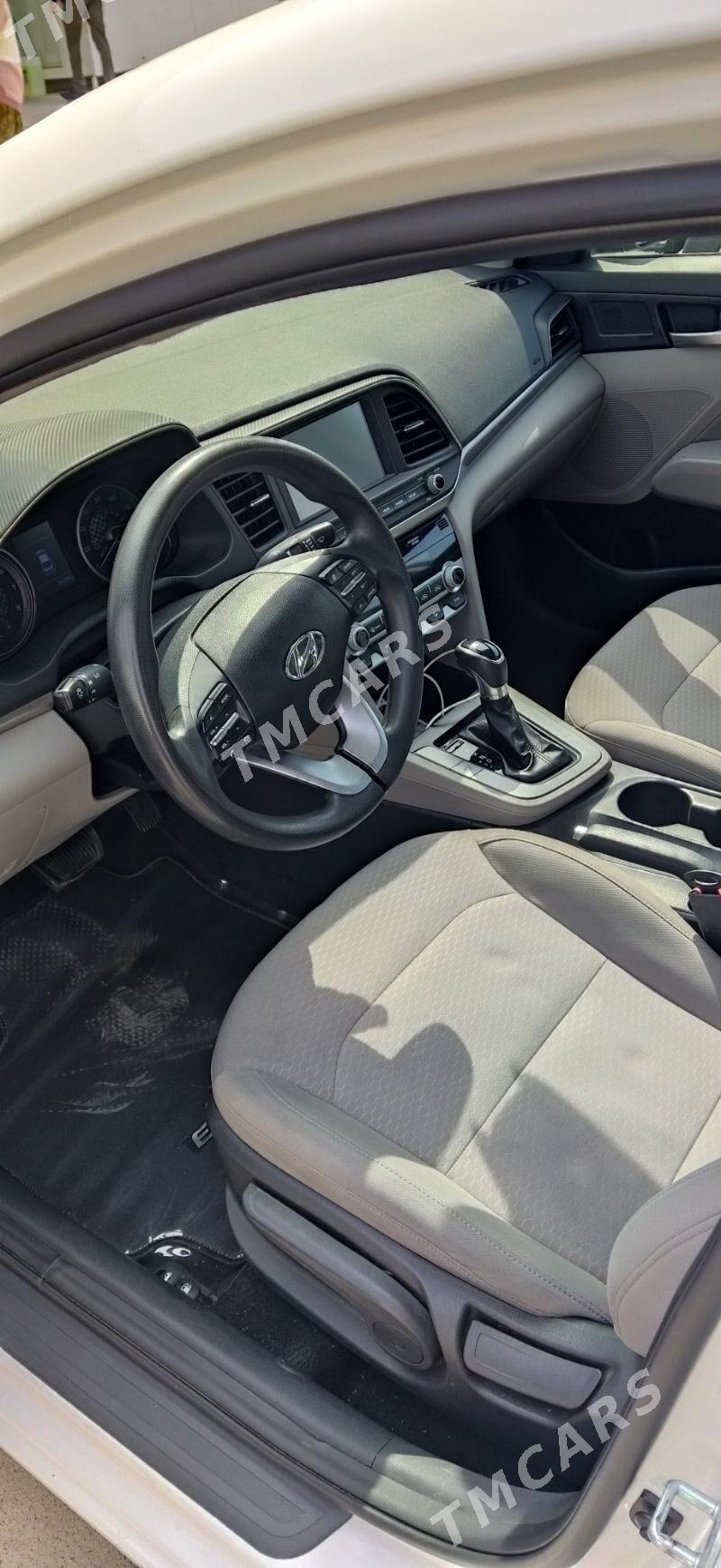 Hyundai Elantra 2020 - 190 000 TMT - Ашхабад - img 9