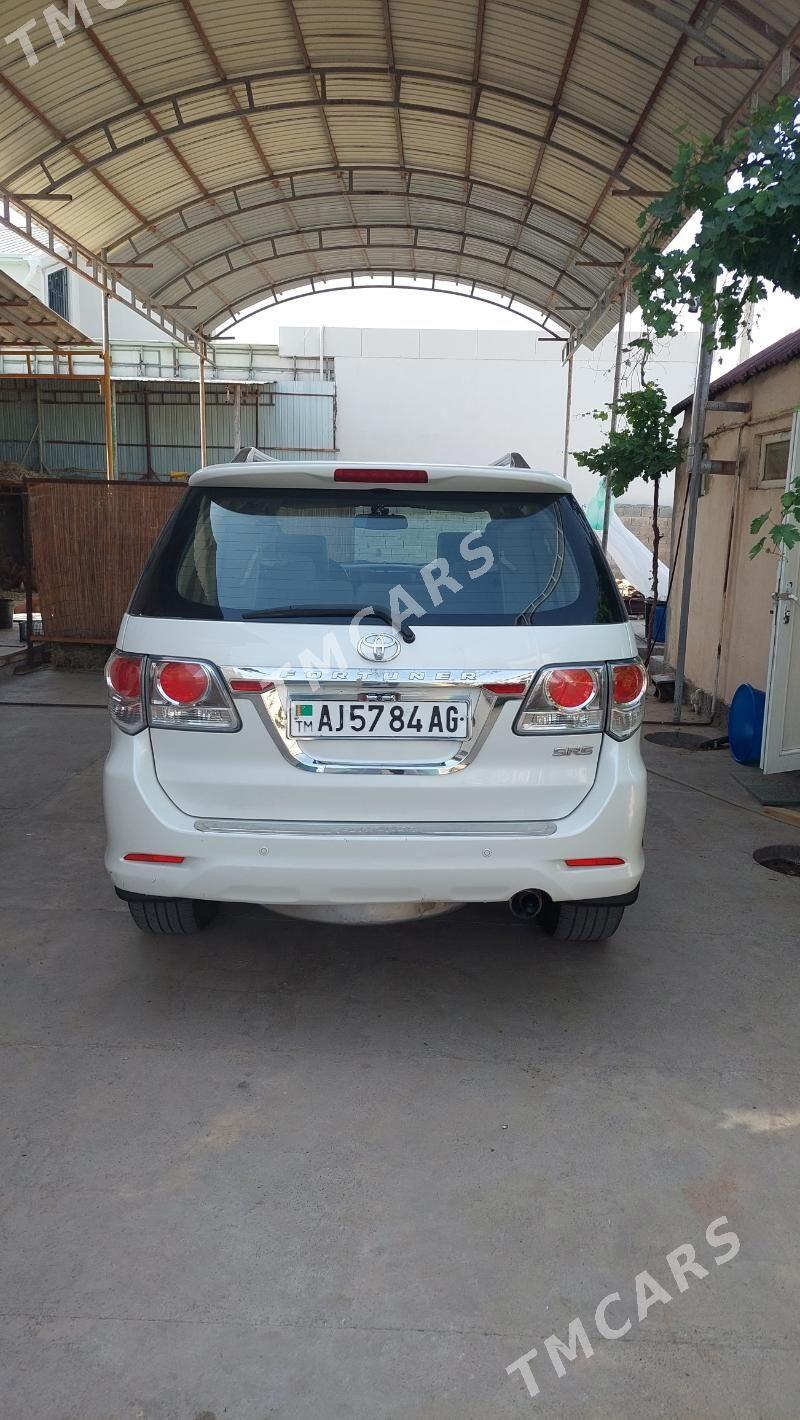 Toyota Fortuner 2014 - 315 000 TMT - Aşgabat - img 5